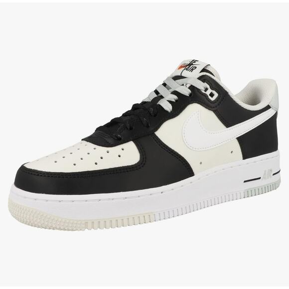 Nike Air Force 1 LV8 Woman's Size 6 / 4.5y/New in Box / Black/ White/ wolf Gray - Picture 8 of 10